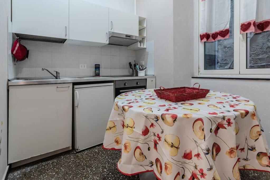 Appartamento Croce Bianca Prua - Affitti Brevi Italia Genoa Bagian luar foto